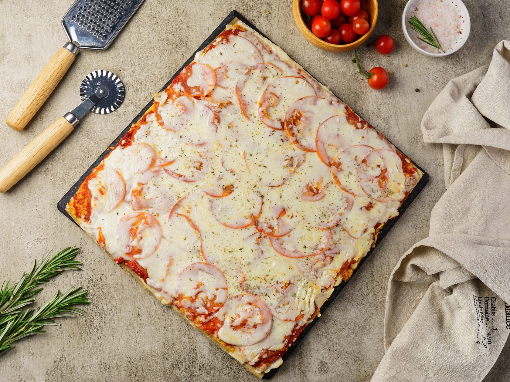 МясПицца 500 г — пример готового блюда